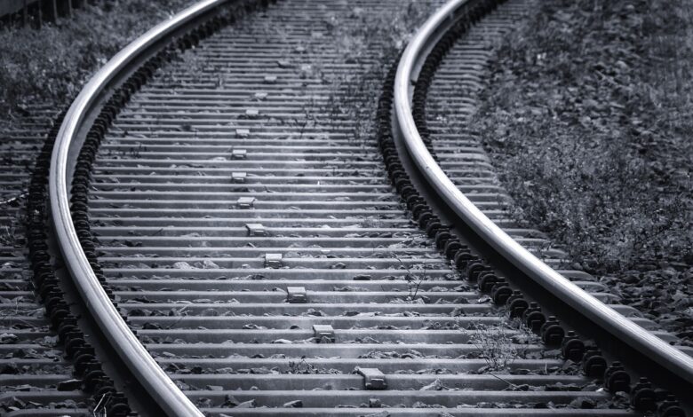 v savljah iztiril potniski vlak vecja skoda poskodovanih ni 69a1e9c96abcf 1772218825