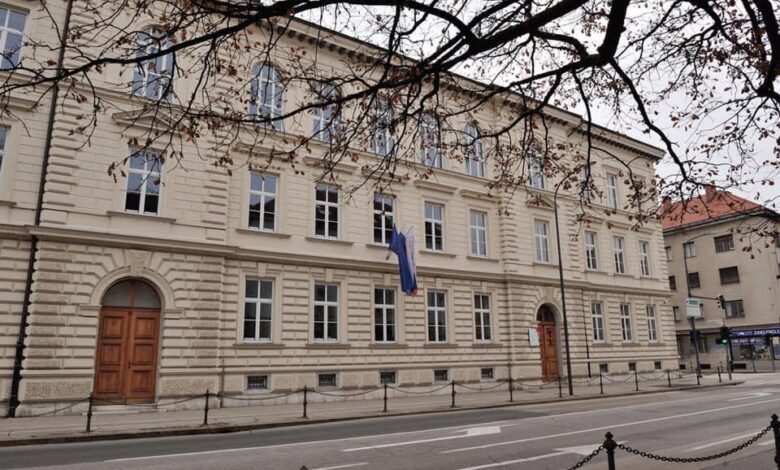 nov ukrep na gimnaziji ledina detektorji kovin pri vhodu v ucilnice 69be5013d6e02 1774080019