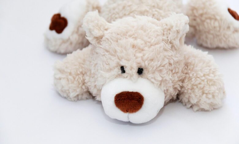 Od danes uveljavljena zakonodaja prinaša zdravljenje redkih bolezni v tujini 1 sick children