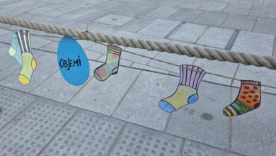 svetovni dan downovega sindroma sprehod z baloni in modra sporocila 69bedca91af6d 1774116009