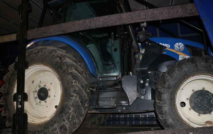 Tragična nesreča pri Novem mestu: 51-letni traktorist izgubil življenje 1 tragicna nesreca pri novem mestu 51 letni traktorist izgubil zivljenje 69a6db8fc1fa1 1772542863