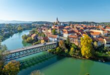 gasilci resili otroka iz primeza kovinskih palic v brezicah 69f31a37c54cf 1777539639