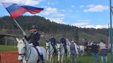 slavnostni sprejem za niko in domna prevca v dolenji vasi video 69d4e3b85bd83 1775559608