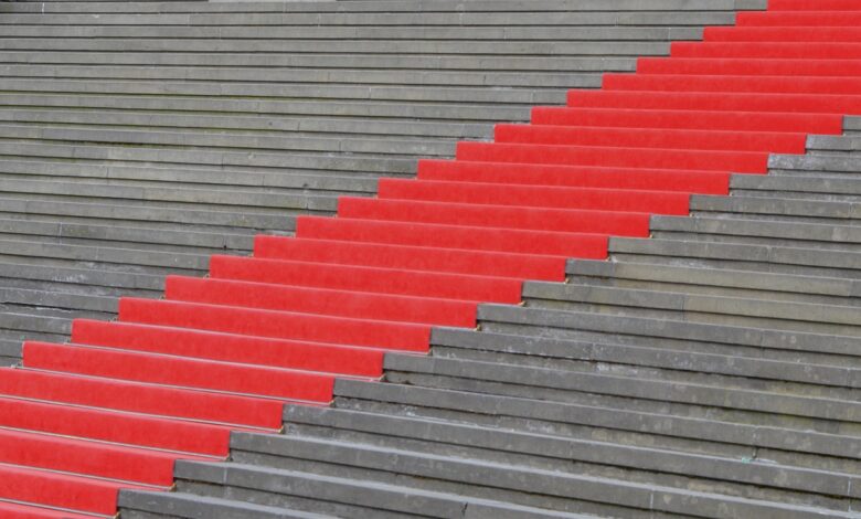 Zasebnost znanih osebnosti: Kako daleč smo pripravljeni iti? 1 zasebnost znanih osebnosti kako dalec smo pripravljeni iti 69dfc42cb833a 1776272428