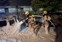 pozar v mengsu trije avtomobili zgoreli sredi noci foto 69f762fd7cbe2 1777820413