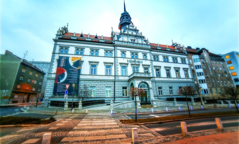 v iskanju novega vodje narodni dom v mariboru po 34 letih isce naslednika 6a317322434b2 1781625634
