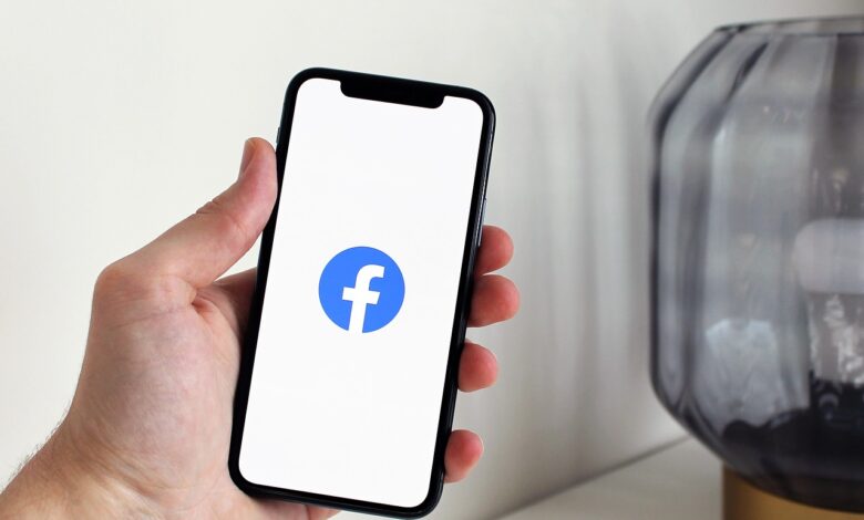 Izpad Facebooka in Instagrama povzroča globalni kaos med uporabniki 1 facebook
