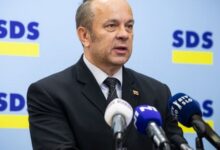 sokantna izkljucitev branka grimsa iz epp potrjena glasovanje prihodnjo sredo foto 6a47dc8d38093 1783094413