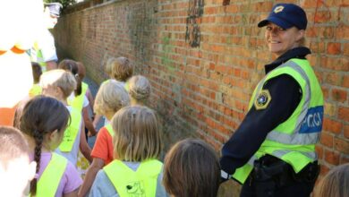 policisti poostreno nadzirajo solske poti za varnost otrok 6a9042ec81940 1787839212