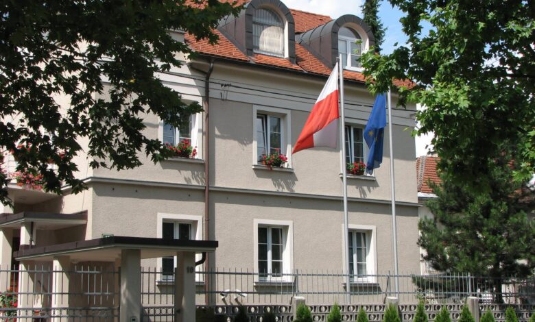 Ambasada Poljske stran fb