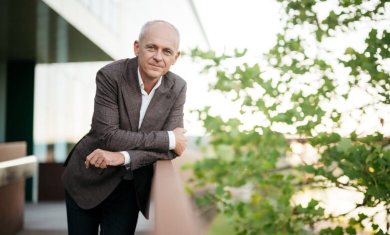 Bauman po vstopu v tekmo pokazal, kdo stoji za njim: Med podporniki znana mariborska imena 1 bauman po vstopu v tekmo pokazal kdo stoji za njim med podporniki znana mariborska imena 6aaedbbbe3bdc 1789844411