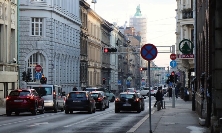 danes v zagreb tramvaji in avtobusi obstali tezave tudi pri najvecji hrvaski bolnisnici 6aba48ce78e54 1790593230