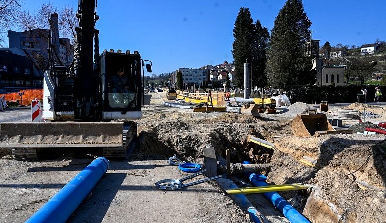 Začetek del na Šentjernejski cesti: Vozniki, bodite pripravljeni! 1 zacetek del na sentjernejski cesti vozniki bodite pripravljeni 6aa55af70a41a 1789221623