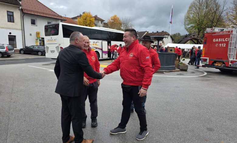 Gostje iz Višnje Gore obiskali Žužemberk, župan Papež razkril tudi pomembne načrte za prihodnje leto 1 gostje iz visnje gore obiskali zuzemberk zupan papez razkril tudi pomembne nacrte za prihodnje leto 6adda93294a6c 1792911666