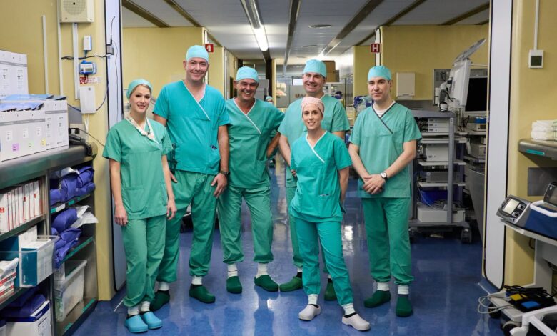 Slovenski zdravniki premaknili meje medicine: Bolnici z rakom odstranili trebušno slinavko in presadili jetra 1 slovenski zdravniki premaknili meje medicine bolnici z rakom odstranili trebusno slinavko in presadili jetra 6ada24f854b75 1792681208