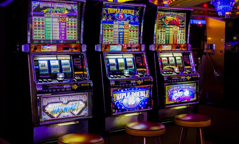 trzaske igralne karte na poti do las vegasa 6ad9fae24b015 1792670434